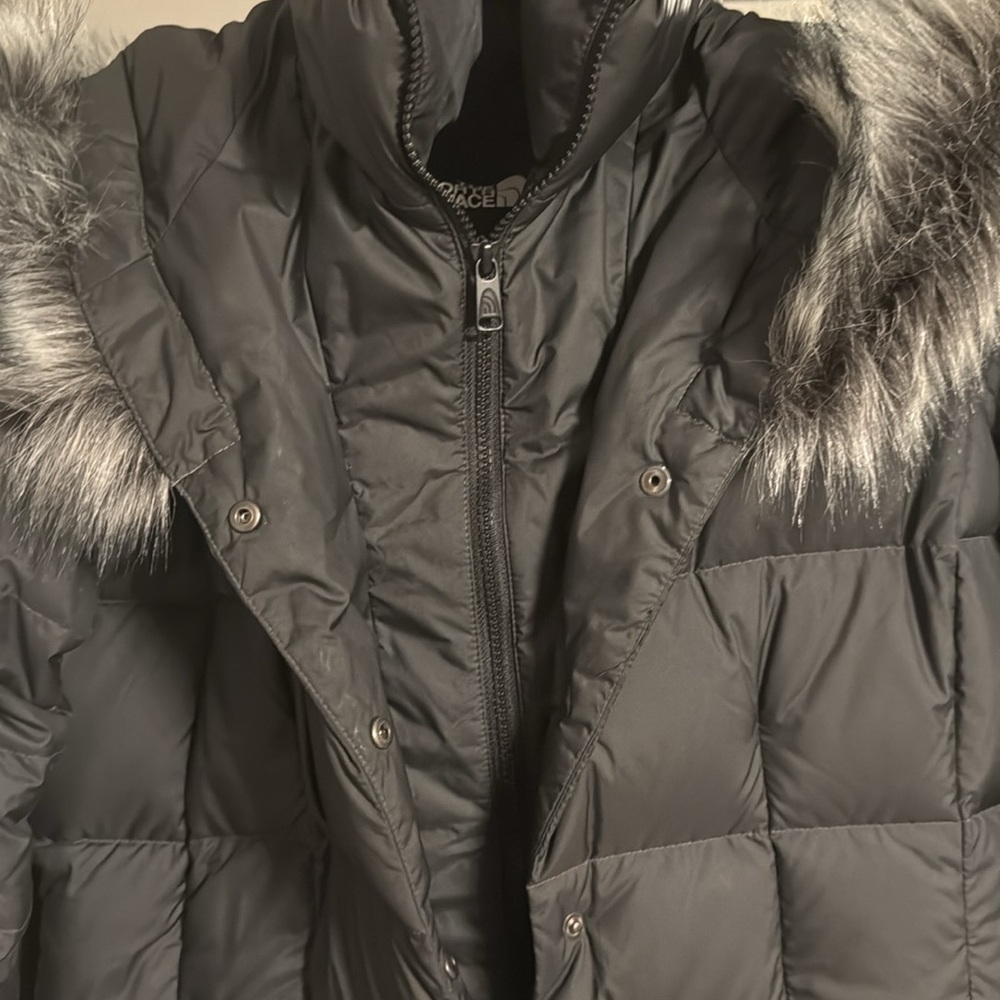 **SOLD ON MERCARI**The North Face down jacket women’s size large - Picture 3 of 6